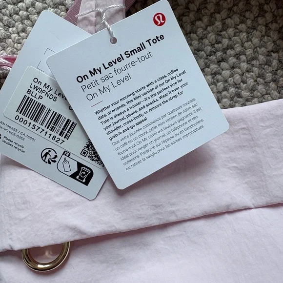 lululemon athletica Pale Pink Shoulder Tote with Removable Strap - Picture 2 of 9